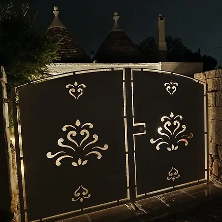 Trullo In Piena Valle D'itria Del 1800 *