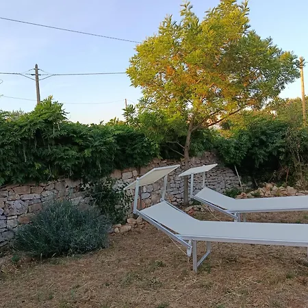 Dom wakacyjny Trullo In Piena Valle D'itria Del 1800 *