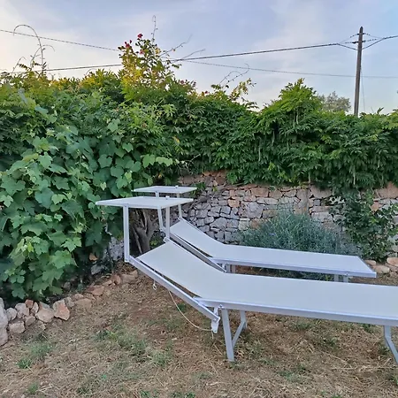 Trullo In Piena Valle D'itria Del 1800 *